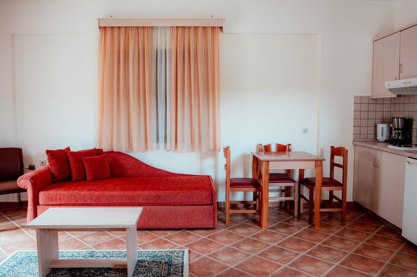 Coralli Hotel Perdika  Luaran gambar